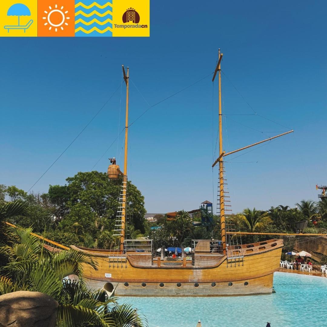 Aparthotel Piazza Com Acesso Ao Acqua Park - Gustavo Caldas Novas Exteriér fotografie